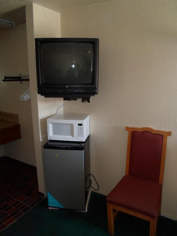 Budget Inn Morgan Hill Room photo